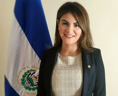 gobierno-juramenta-a-cindy-mariella-portal-como-viceministra-de-salvadorenos-en-el-exterior